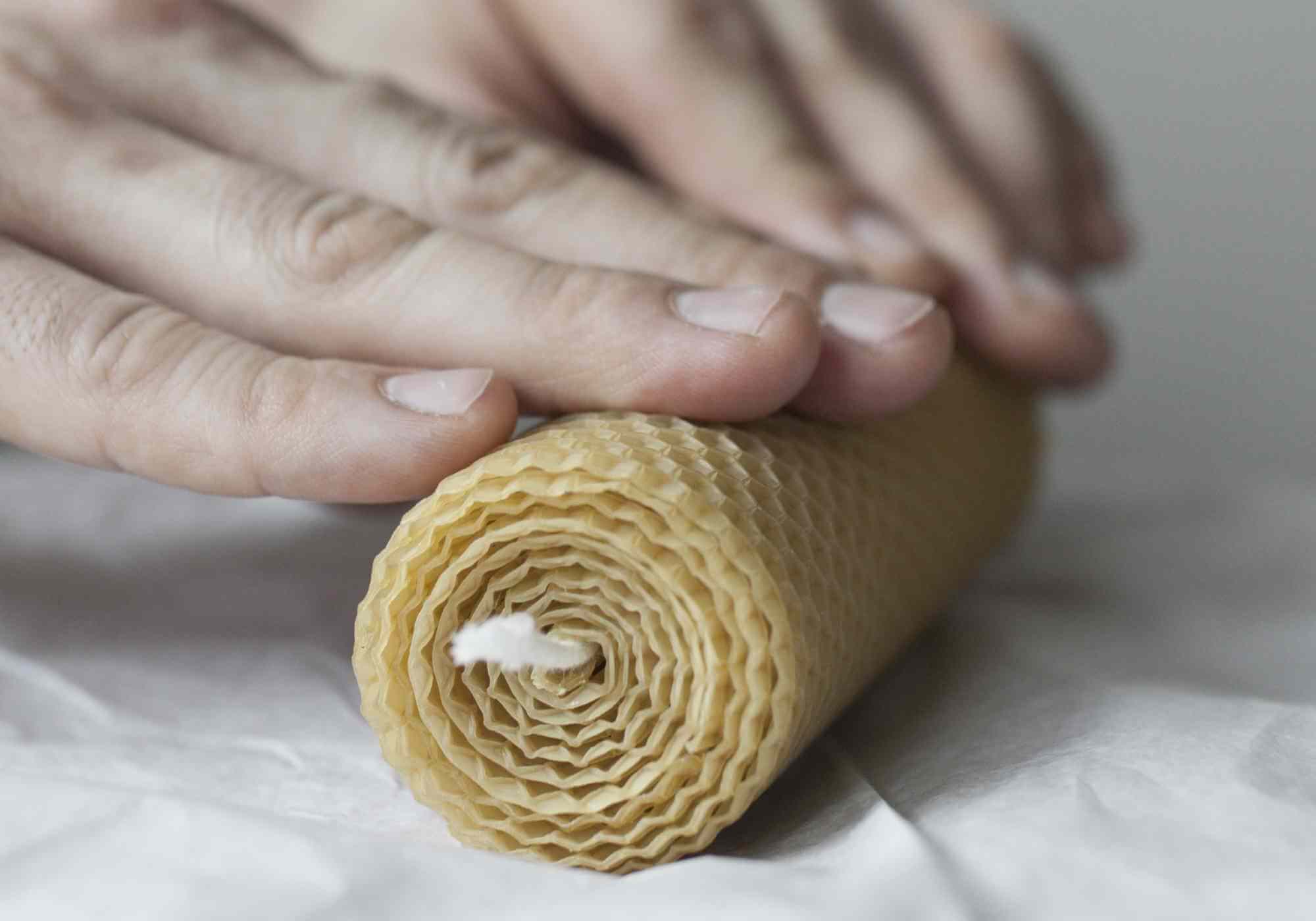 väikeses toas - kaminas - kus